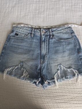 KanCan Light Wash Frayed Hem Denim Shorts
